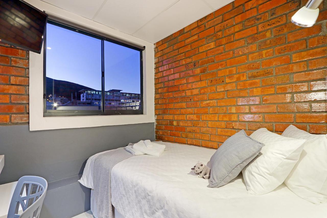 Hotel Happy Rhino